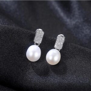 Cercei cu perle naturale albe Merida